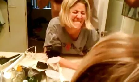 ウクライナ女性の飲酒やれば点は入ると信じていました。 アダルト 動画 塾 女