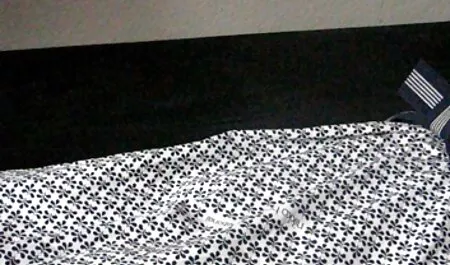 Kralaは男、オナニー、禿げた頭に与えられます。 女性 でも 見れる アダルト