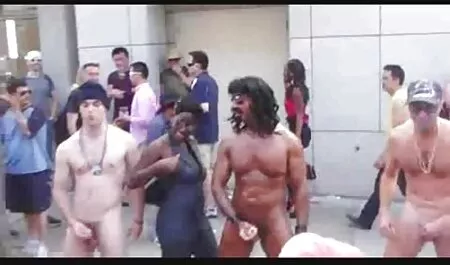 若い女の子は彼女の隣人と性交します。 女性 アダルト 動画