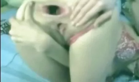 三つの優れた。 女 の ため の アダルト