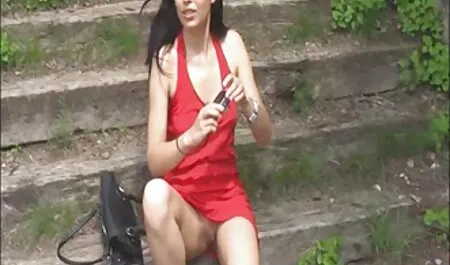 赤毛は兼、口腔を吸収し、彼女は十分ではありません エロ 動画 無料 女性 向け