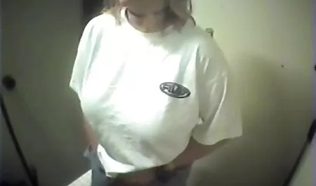 酔っ払ってジャンプしてる えろ 女
